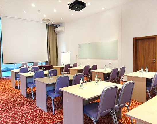 Sala-Safir-02