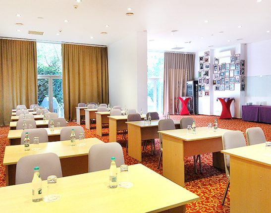 Sala-Safir-06